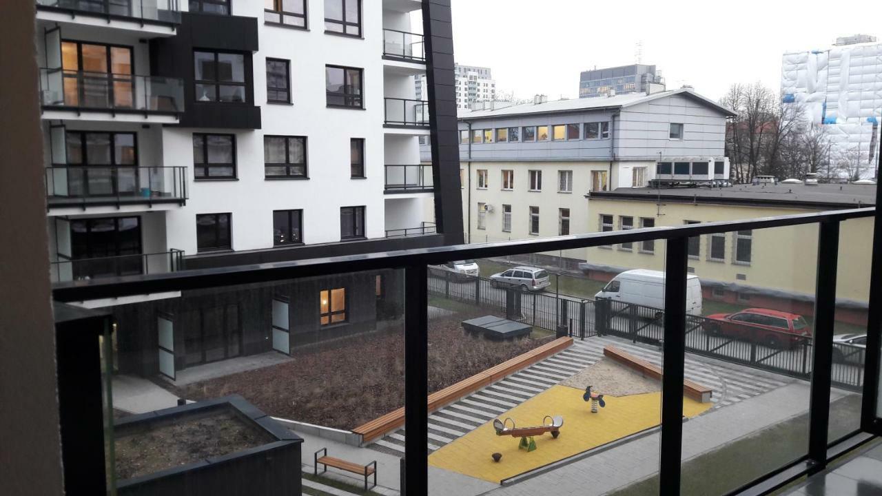 Newburg Apartments Wolska Варшава Екстер'єр фото
